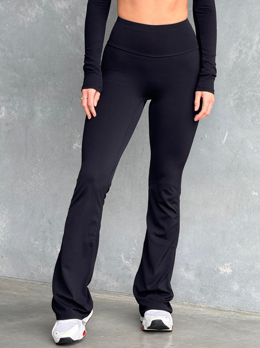 Serene Flare Leggings - Black