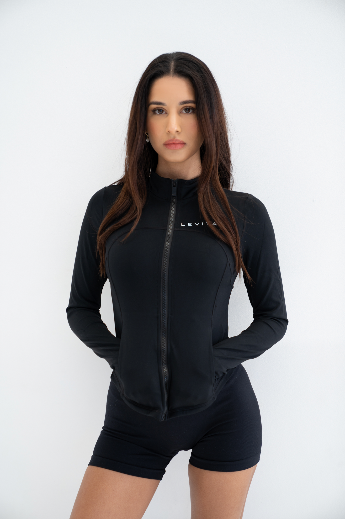 Essential Jacket - Black